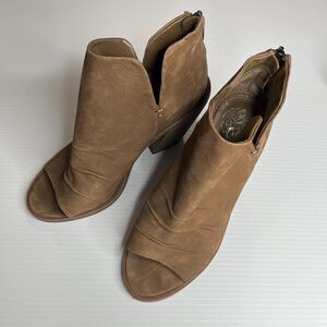 Vince Camuto Womens Open Toe Bootie 7M Tan Ankle Bootie Block Heel Side Zip